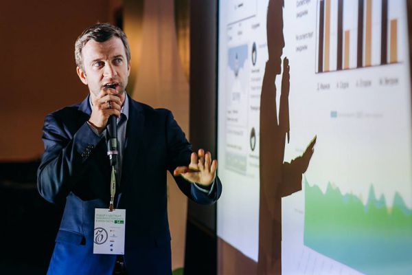 Бесплатный вебинар: Продуктивные сотрудники и постоянная обратная связь